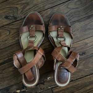 FRYE Mandy T-Strap Heeled Leather Sandals - Size 10